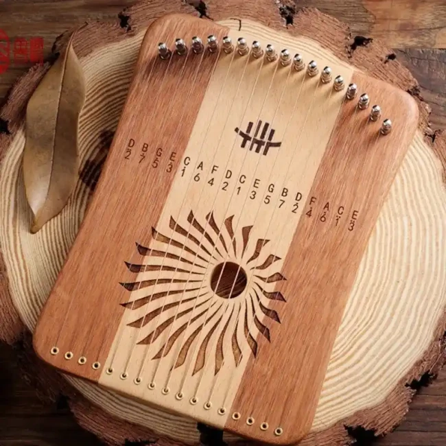 Hluru Kalyre 17 strings Maple&Zambian Padauk Hluru Kalyre 17 strings Maple&Zambian Padauk