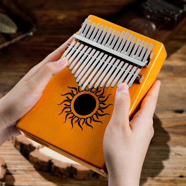 Hluru Huashu KHS17 Sun Poplar Yellow (17 язичків, тополя)