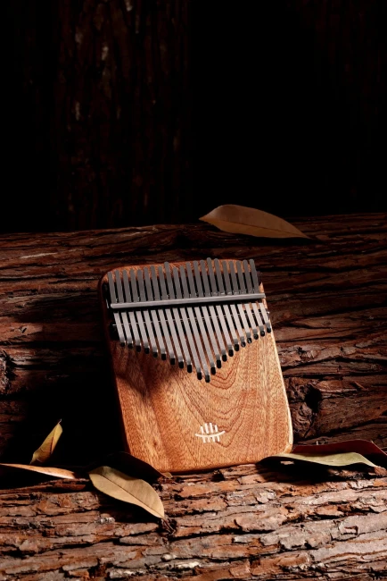 Hluru KY21 Sandalwood