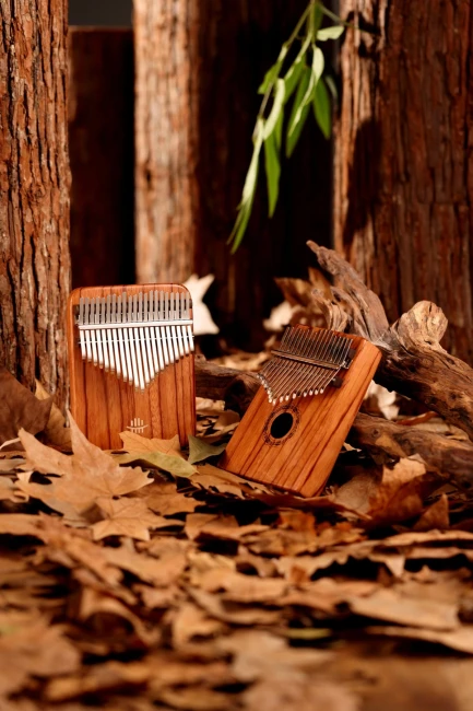 Hluru KY21 Red Rosewood