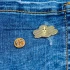 Металевий значок брошка, пін з металу "Біла хмарка" (pin0012)