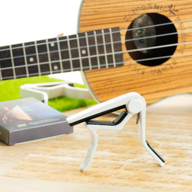 Каподастр для акустической гитары Dedo MA-10D White