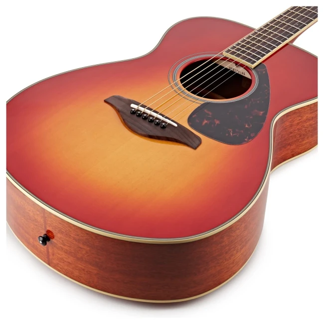 Акустична гітара Yamaha FS820 (Autumn Burst)